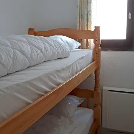 Apartment Charming With Balcony In Montalbert